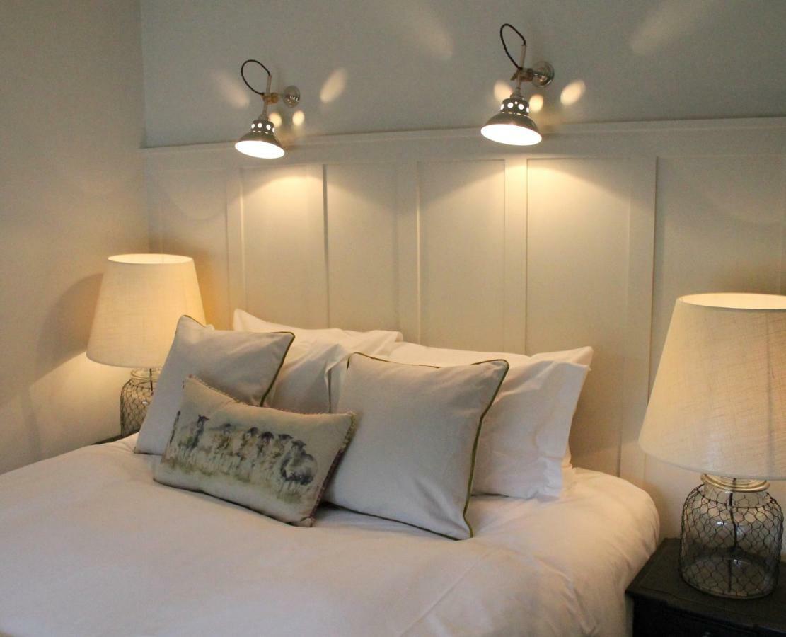 The Plough Inn Little Faringdon Phòng bức ảnh